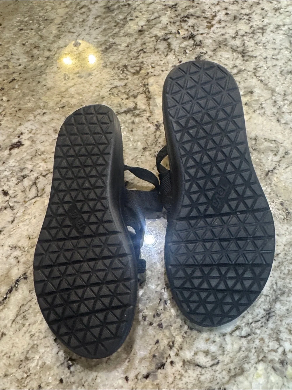 Teva comfortable black